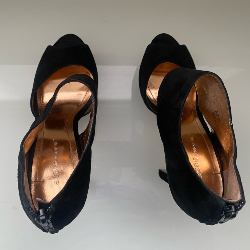 BCBG Suede leather Black Peep-Toe Platform Dress Heels Size 8B - Picture 7 of 12
